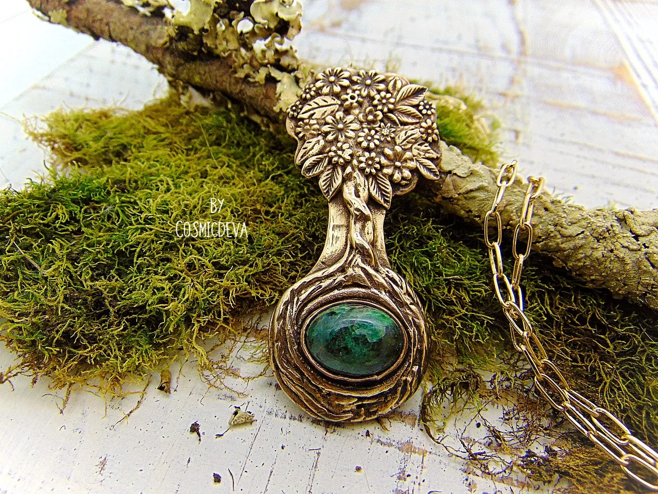 1193# Tree of Life Pendant With Emerald Stone Bronze Necklace