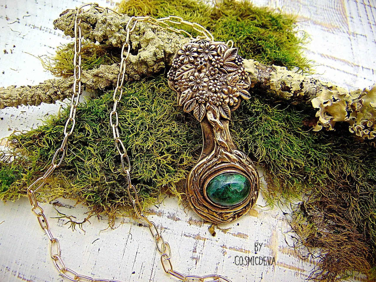 1193# Tree of Life Pendant With Emerald Stone Bronze Necklace