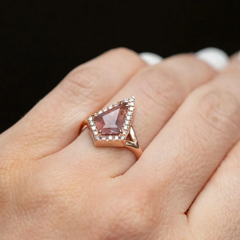 2.14ct Kite Umba Pink Sapphire in Split Shank Diamond Halo in 14k Rose Gold