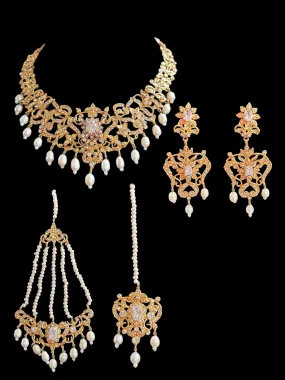 BR43 Saweeba bridal set in fresh water pearls ( SHIPS IN 4 WEEKS )