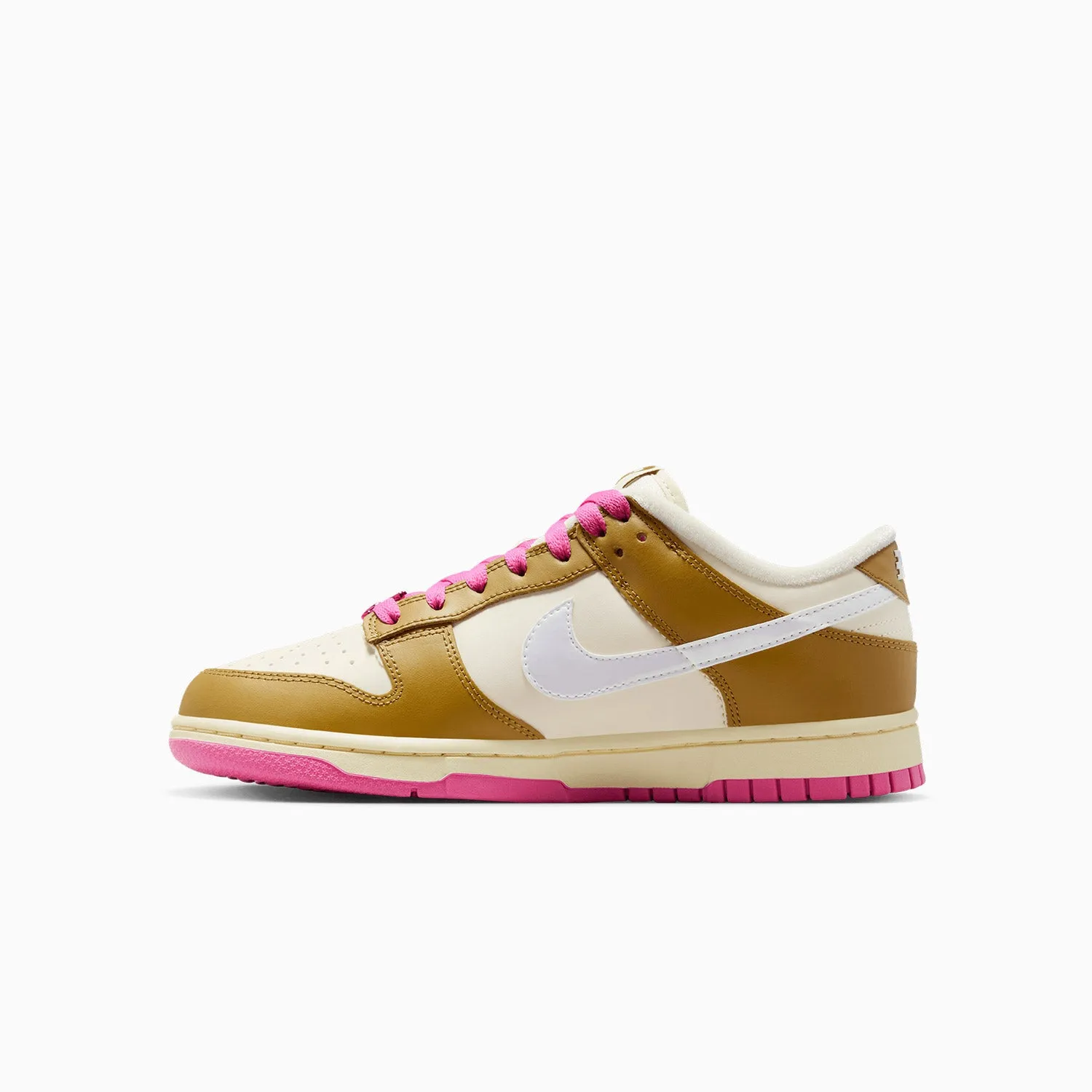 Women's Dunk Low SE "Just Do It Bronzine Playful Pink"